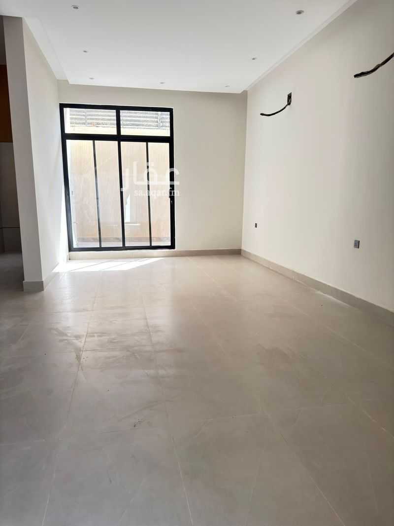 7 bedroom villa in Al Yarmouk, Riyadh 12
