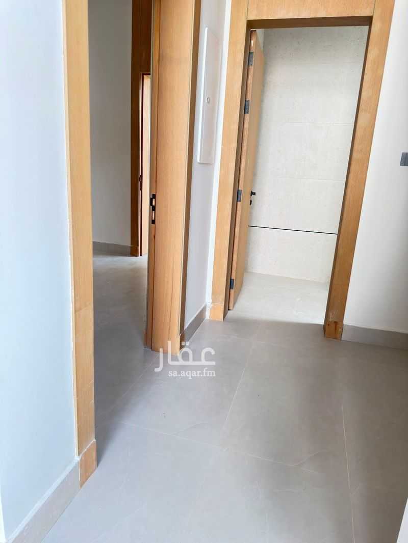 7 bedroom villa in Al Yarmouk, Riyadh 15