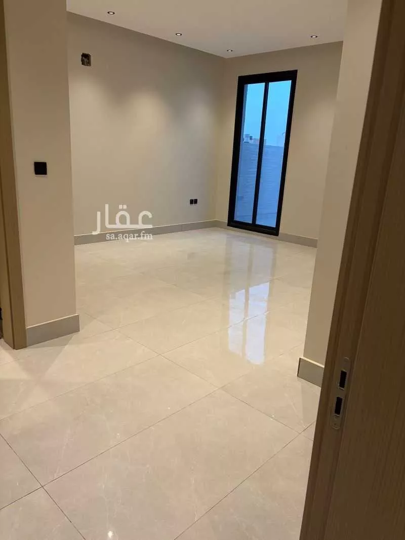 3 bedroom floor in King Faisal 5