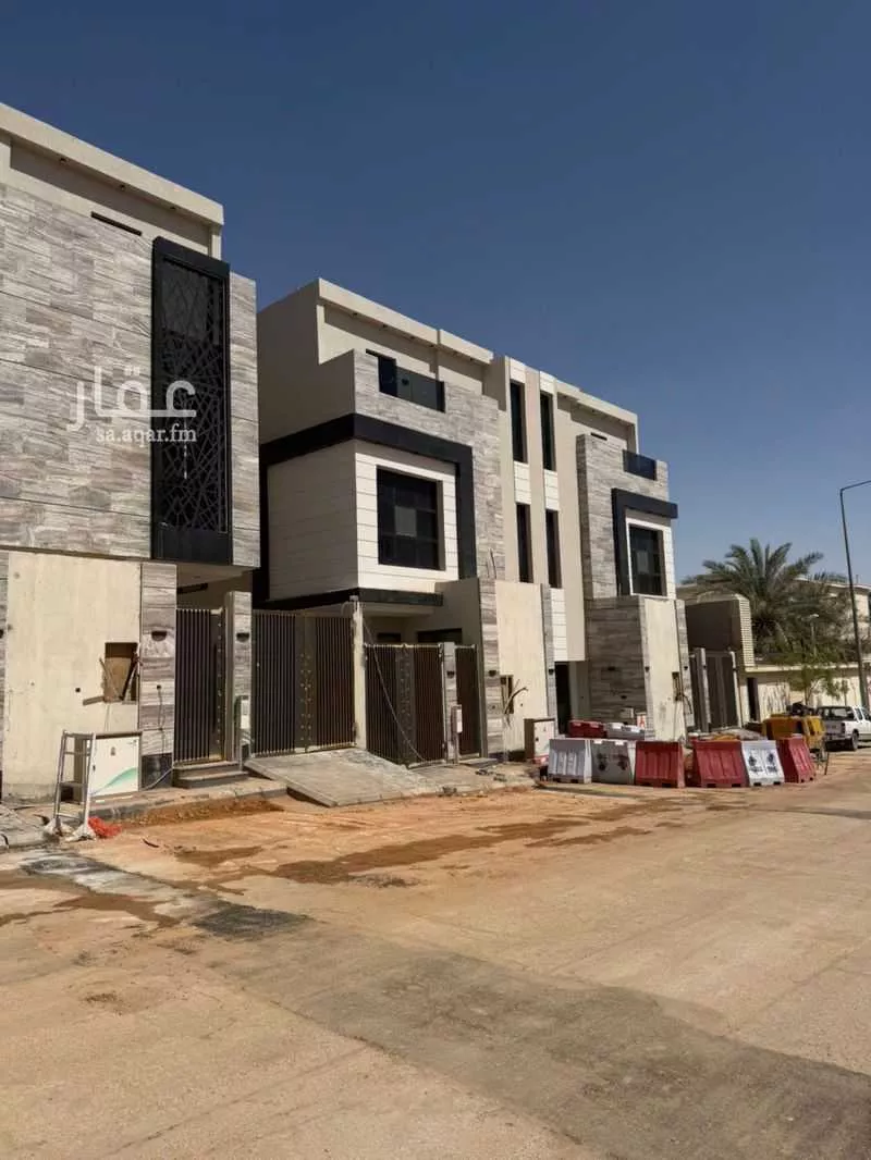 فيلا 4 غرف في الملك فيصل 1