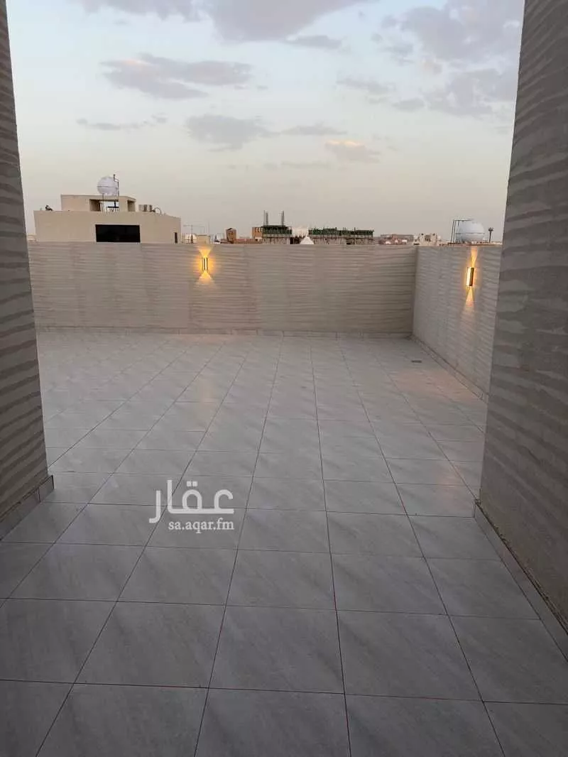 3 bedroom floor in King Faisal 7
