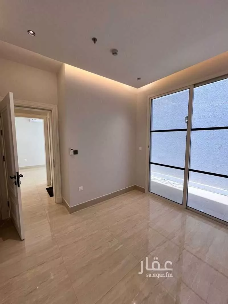 3 bedroom apartment in Al Malqa 4