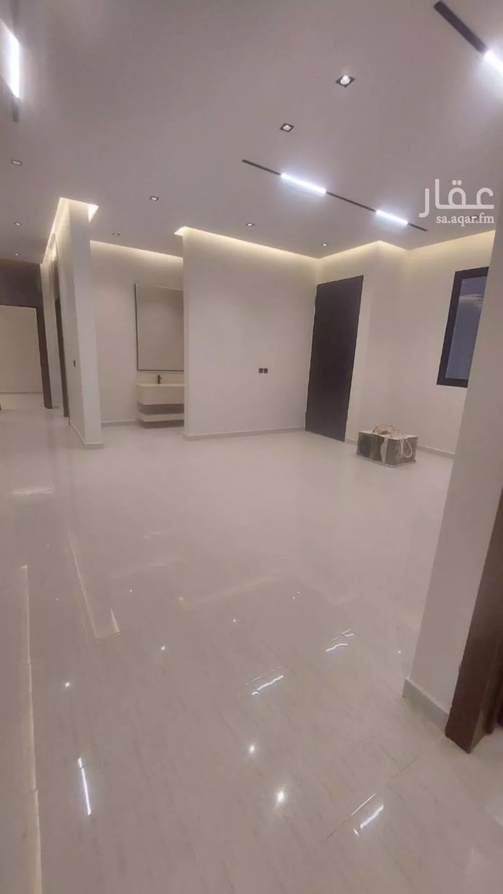 عقار 5 غرف في الشرق، الرياض 9