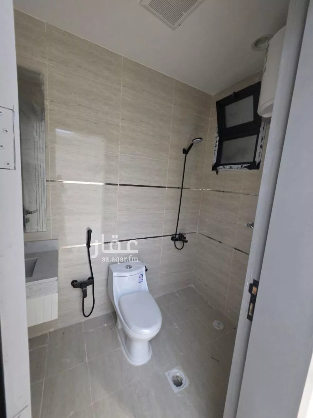 7 bedroom floor in Badr 5