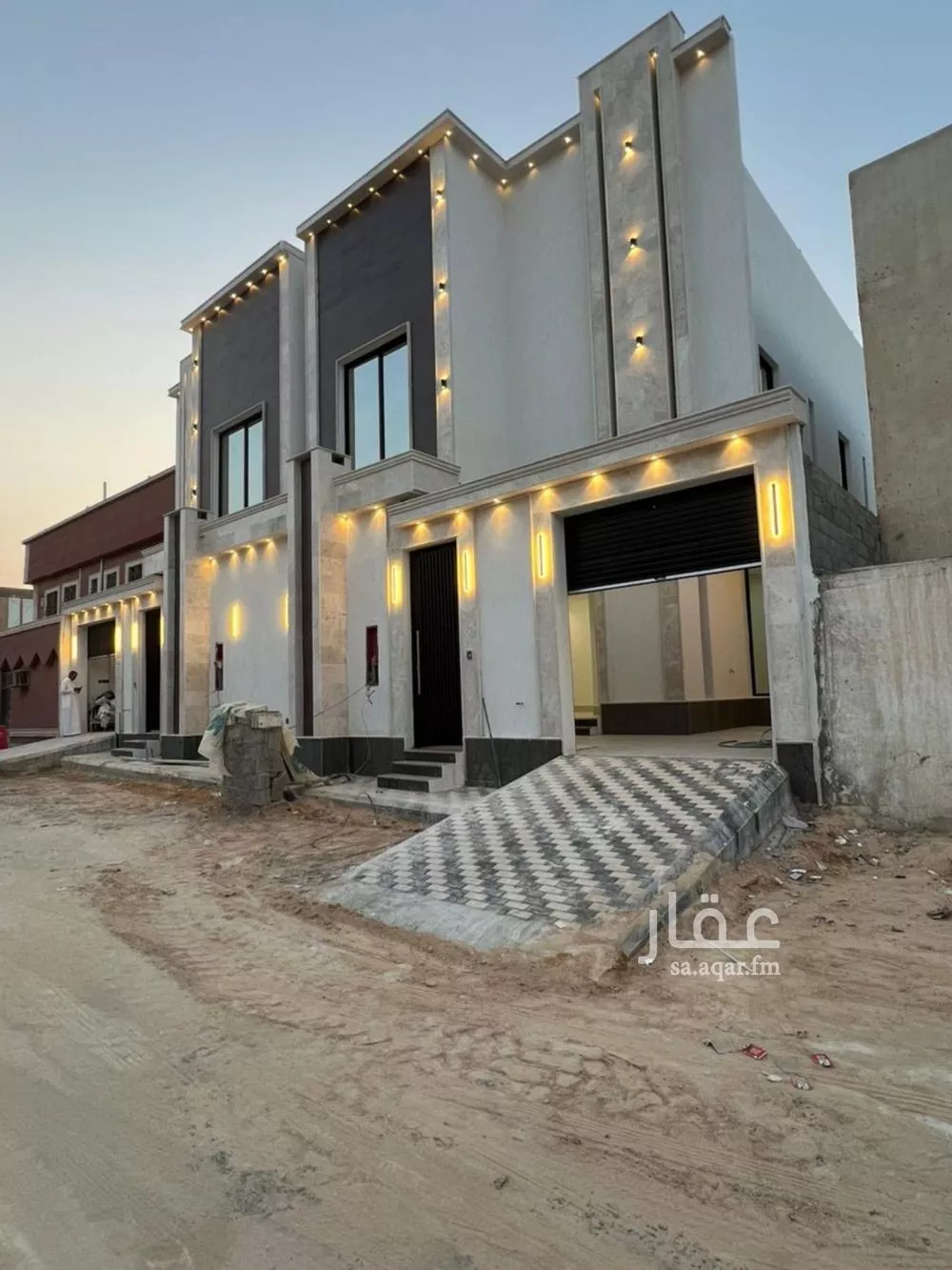 فيلا 6 غرف في العريجاء الغربية 3