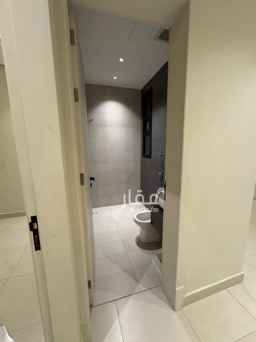 شقة 3 غرف في العارض 5