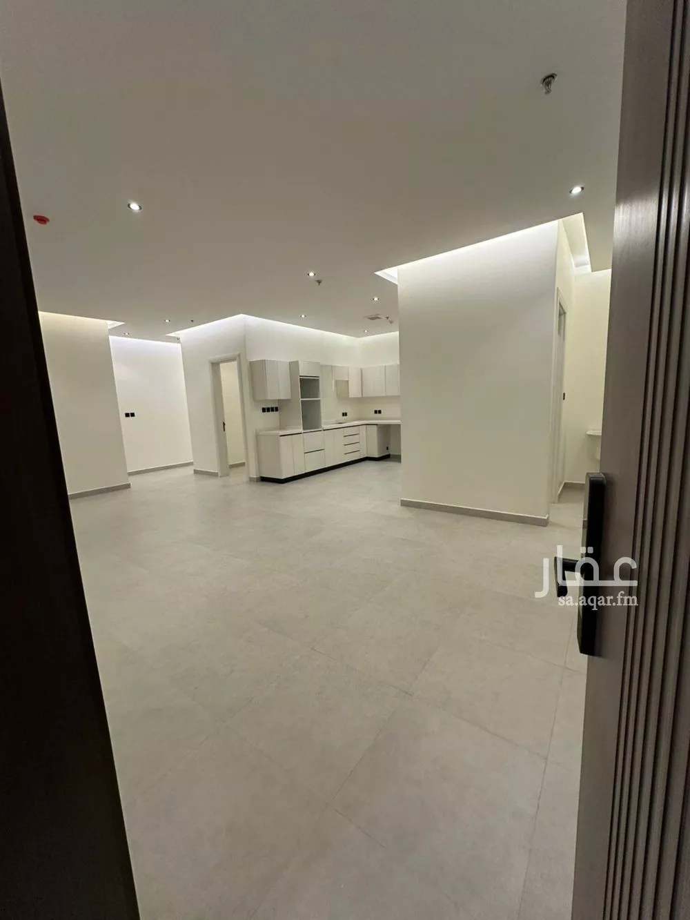 شقة 3 غرف في النرجس 5