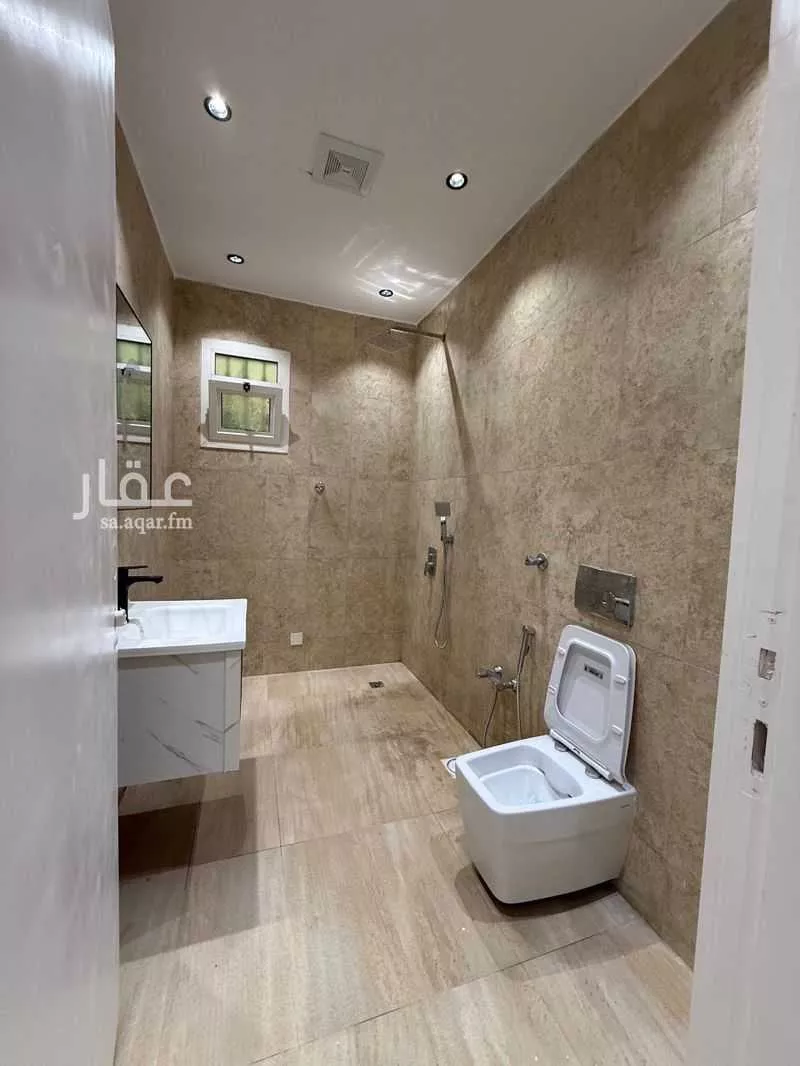 2 bedroom apartment in Umm Al Hamam Al Gharbi 5