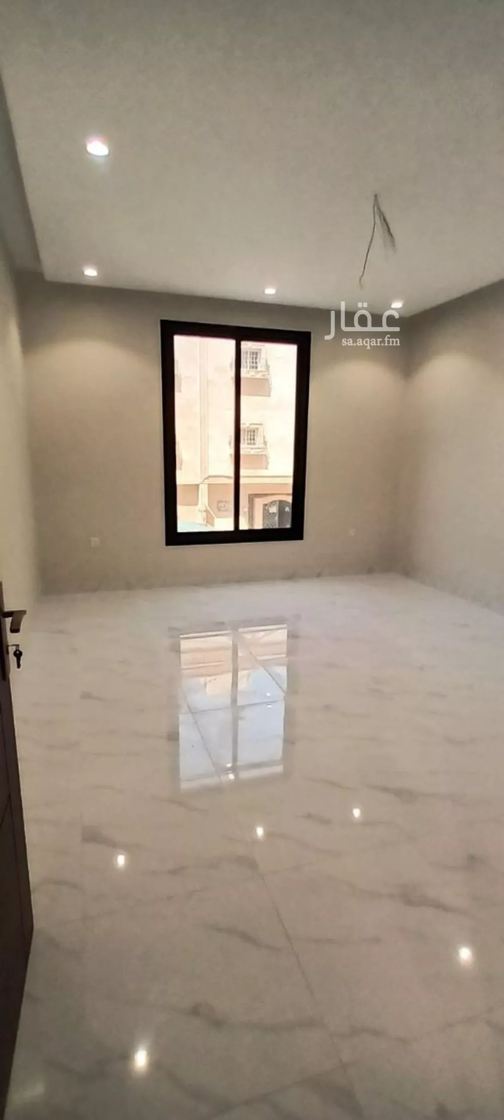 شقة 4 غرف في مشرفة 4