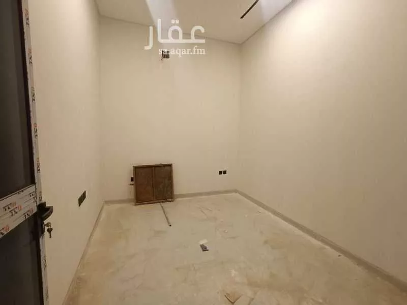 8 bedroom villa in Dhahrat Namar, Riyadh 9