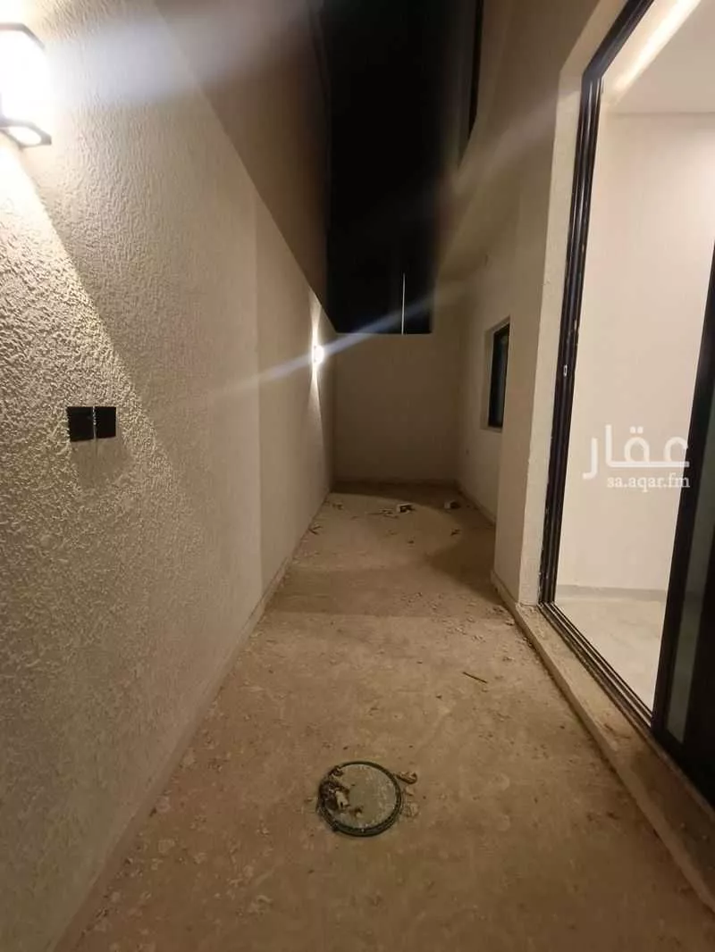 8 bedroom villa in Dhahrat Namar, Riyadh 18