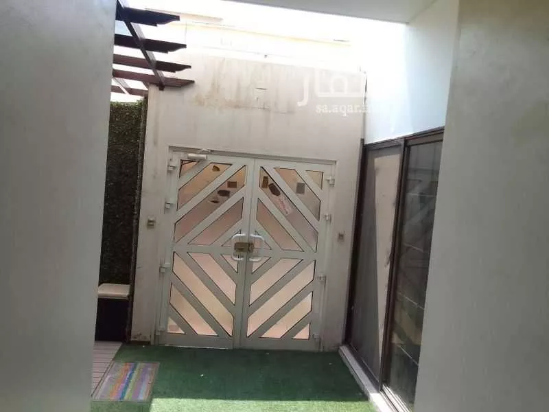 عمارة 400 م² في الاتصالات 2