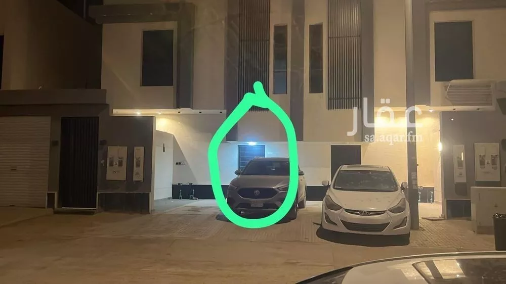 4 bedroom floor in Al Janadriyah