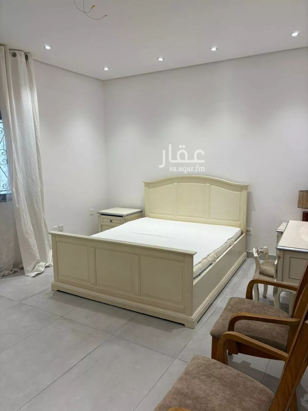 3 bedroom apartment in Al Shati 5