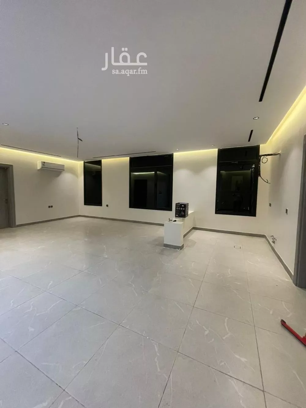 فيلا 3 غرف في التعاون 3