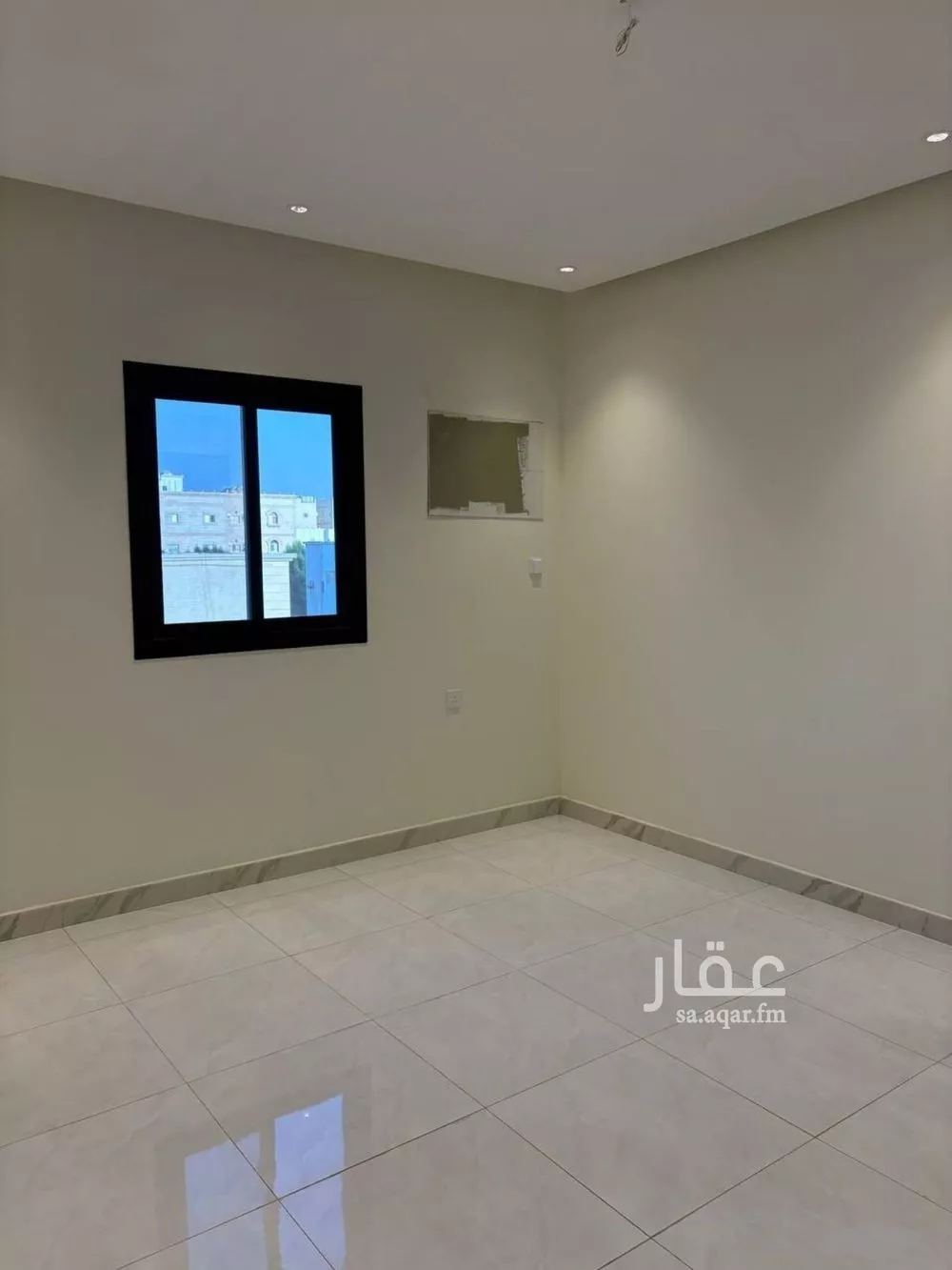 شقة 5 غرف في الصفا 4