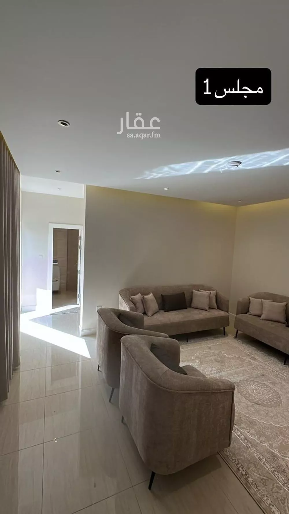 فيلا 4 غرف في المدينة الرياضية 1