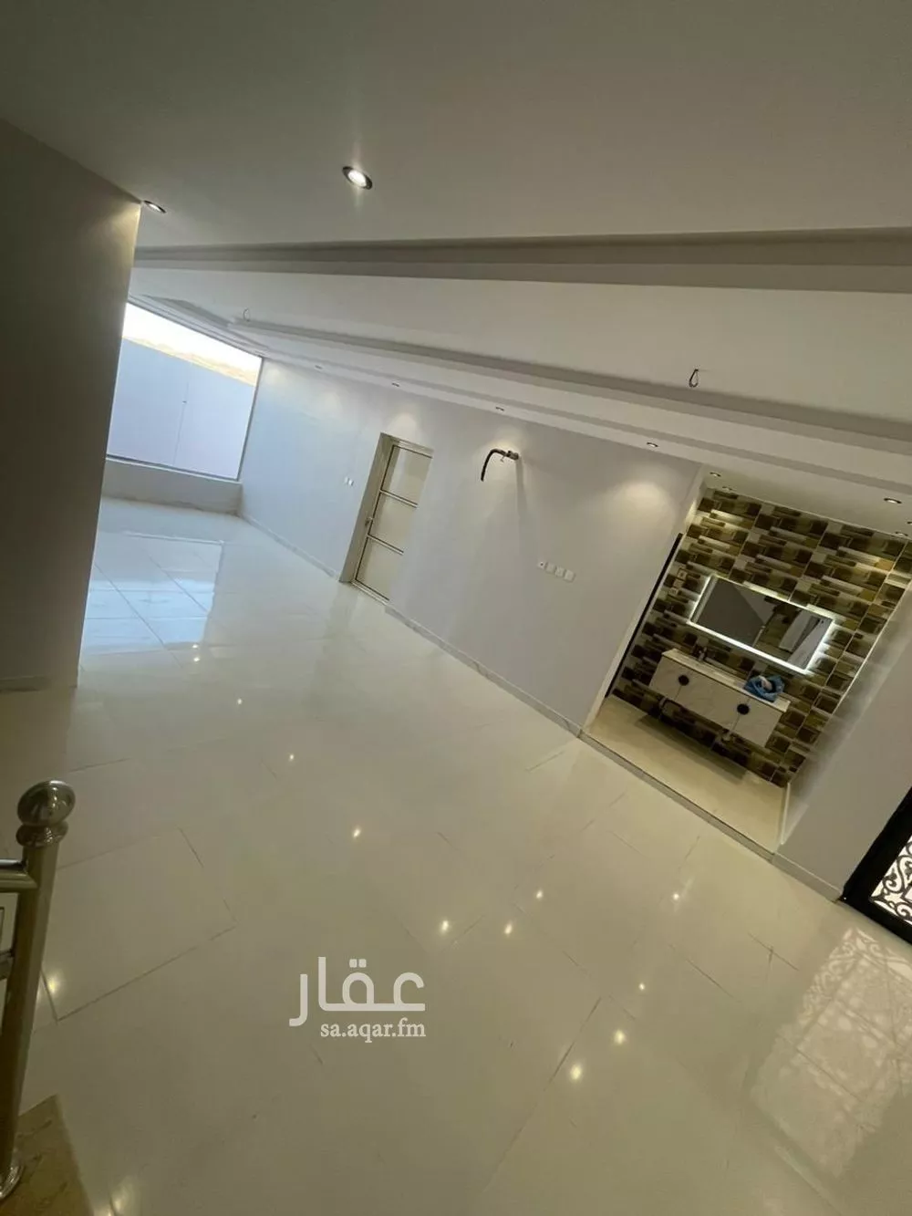 4 bedroom villa in As Salhiyah, Jeddah 5