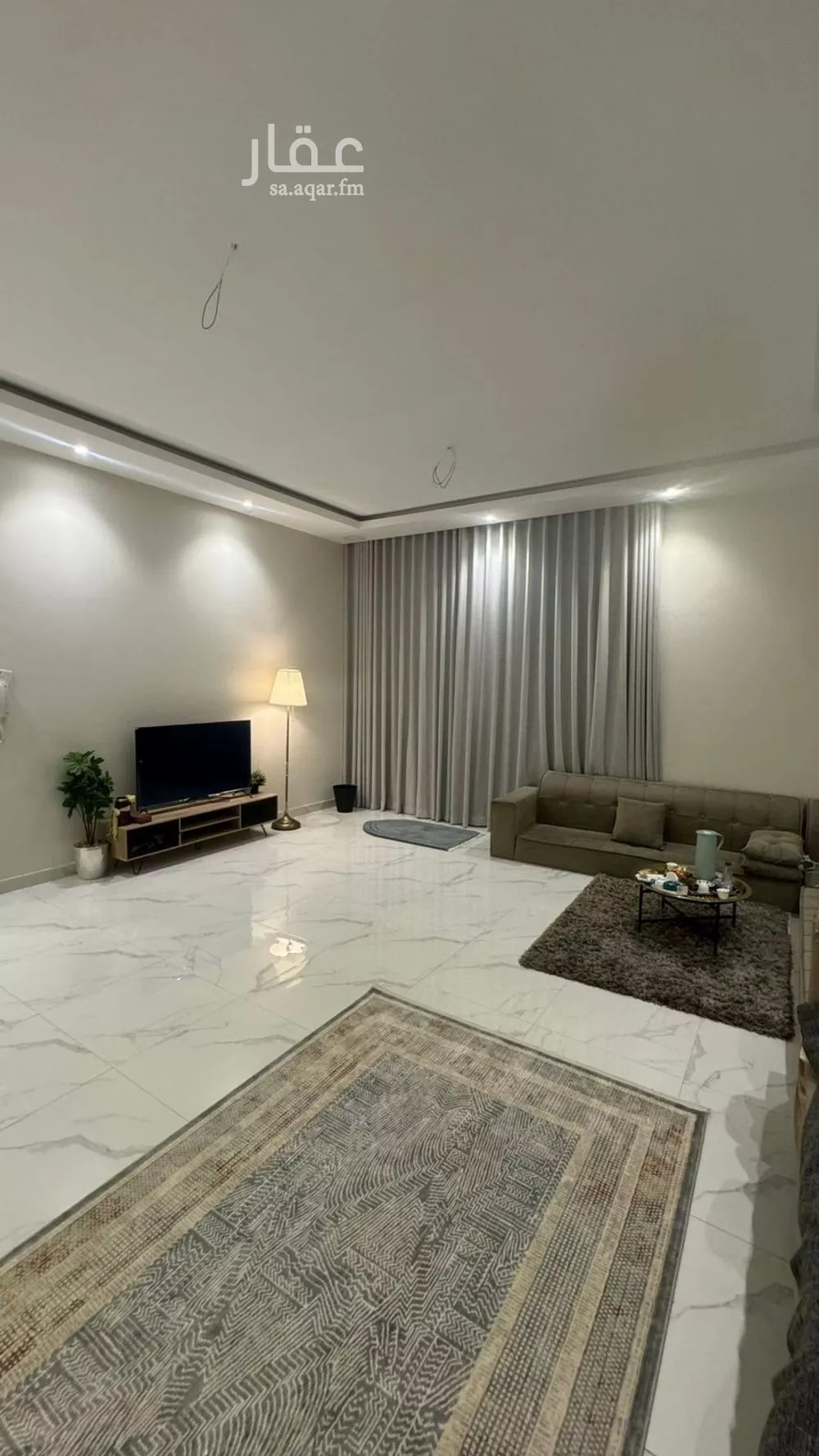 6 bedroom villa in Dahiat King Fahd 4