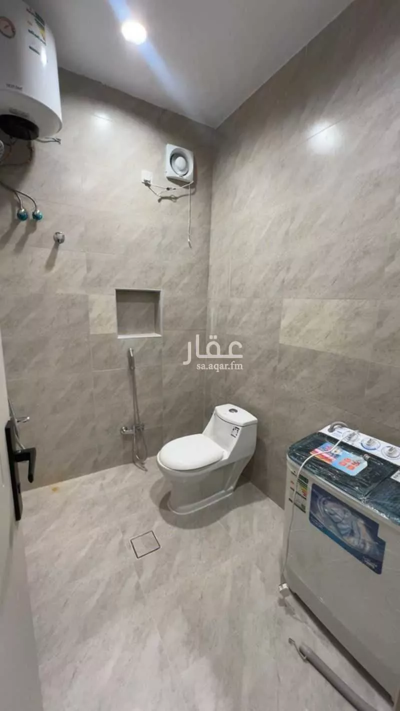2 bedroom floor in Al Rimal 3