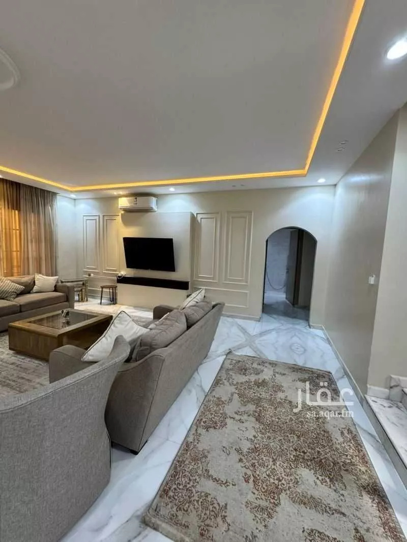 فيلا 8 غرف في العارض 3