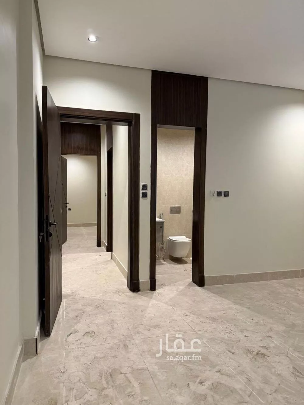 3 bedroom apartment in Al Hamra, Eastern Province 7