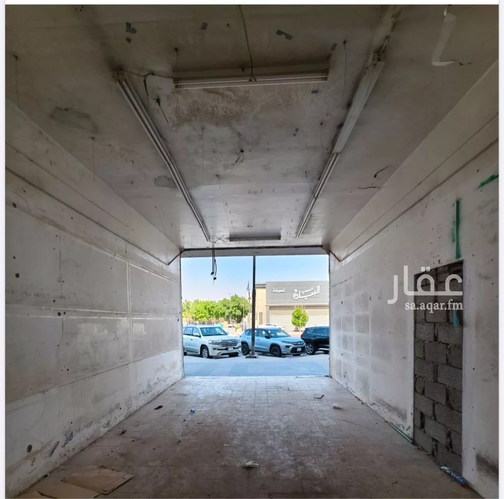 محل 40 م² في الملك فهد 2