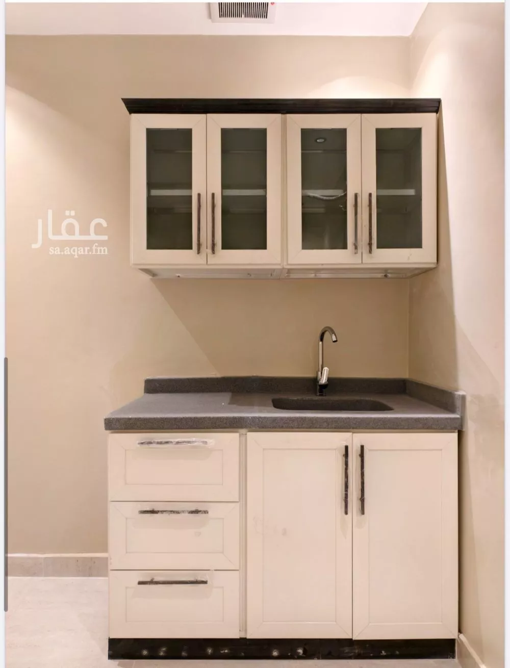 شقة 1 غرف في المروج 3