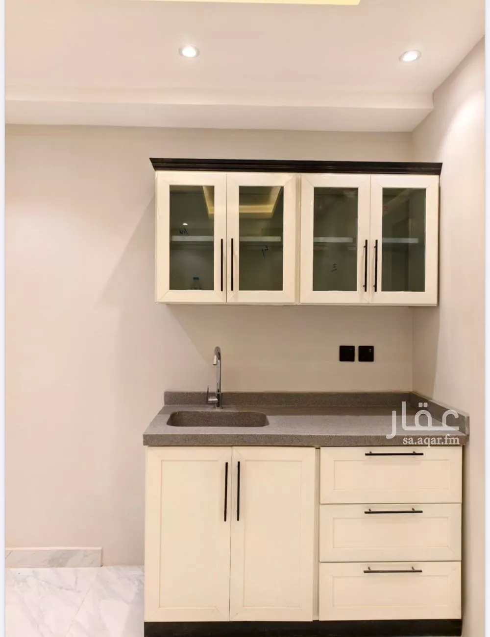 شقة 1 غرف في الياسمين 5