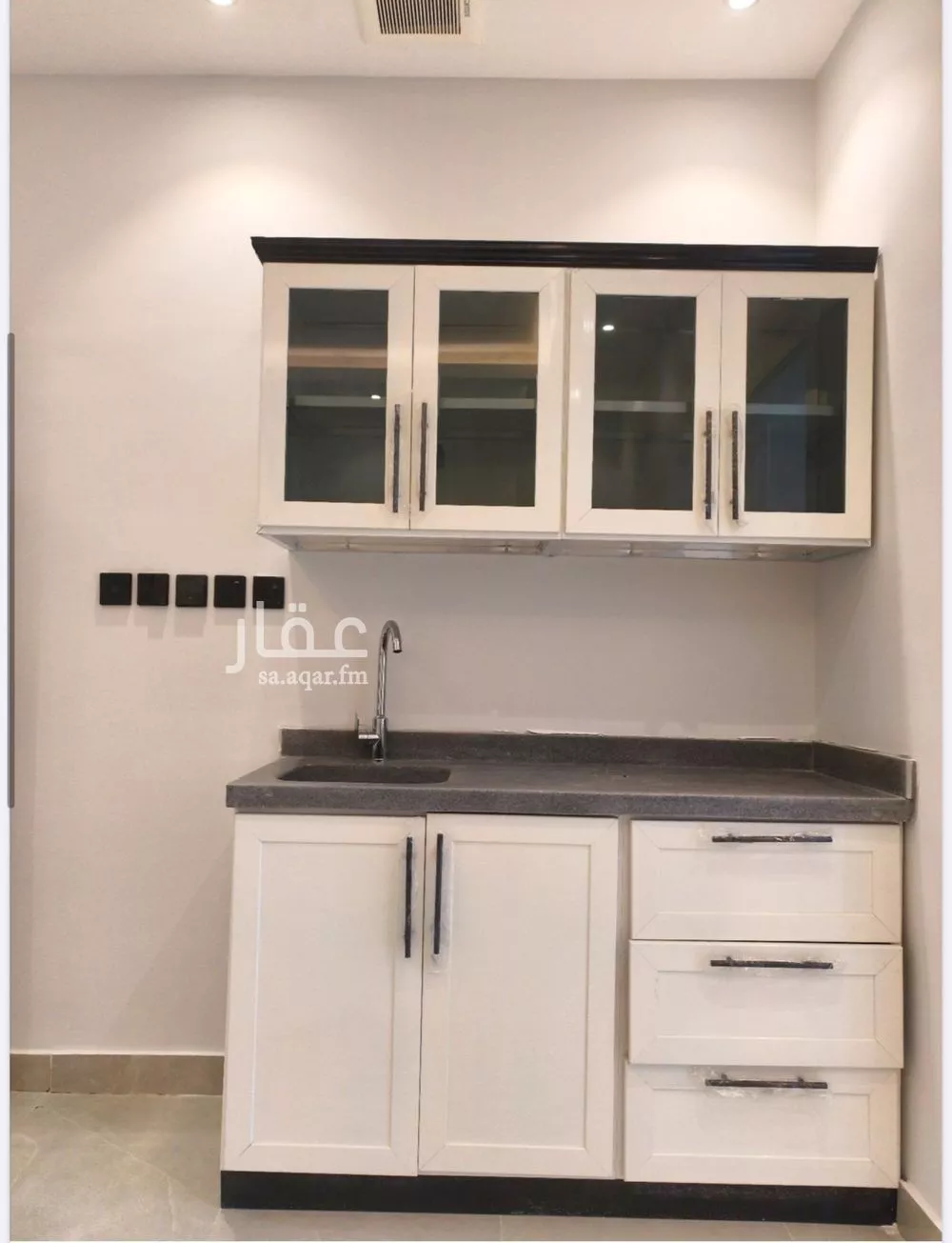 شقة 1 غرف في الوادي 4