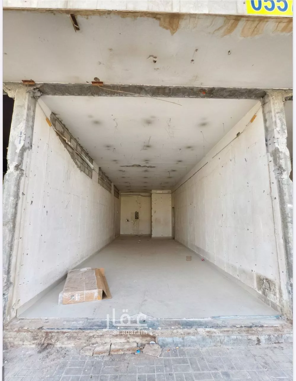 محل 40 م² في الملك فهد 4