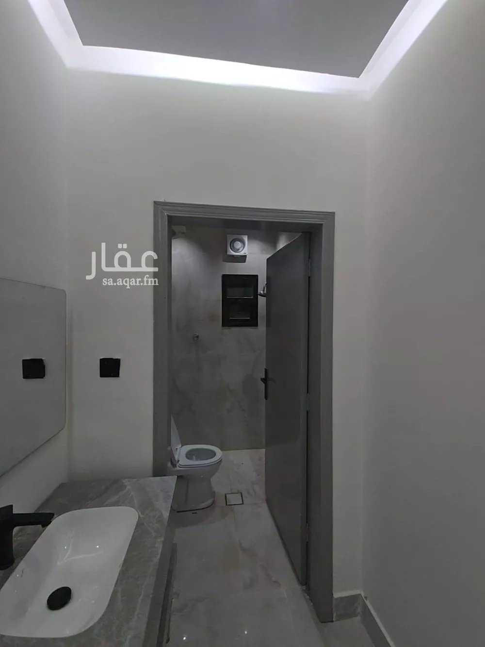 5 bedroom apartment in Al Janadriyah, Riyadh 6