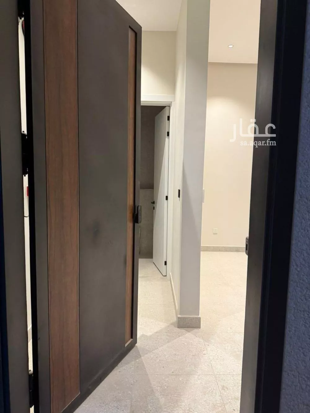 شقة 3 غرف في العارض 1