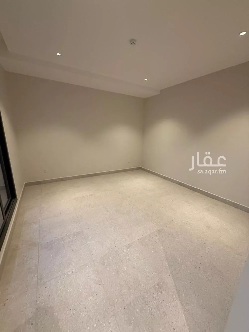 شقة 3 غرف في العارض 3