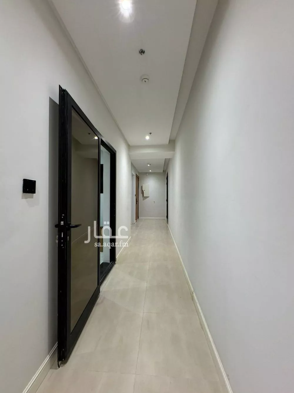 شقة 3 غرف في الملقا 4