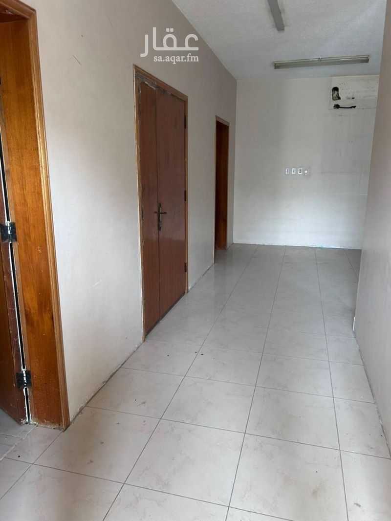 15 bedroom building in Uhud, Eastern Province 7