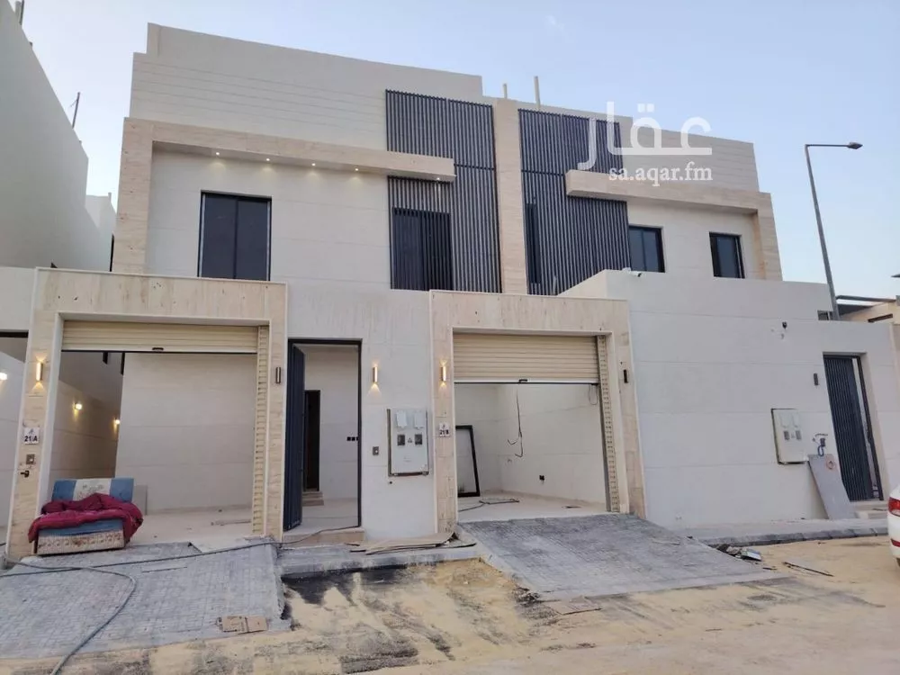 فيلا 5 غرف في عكاظ 3