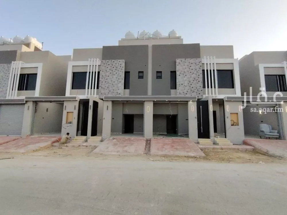 5 bedroom floor in Badr 1