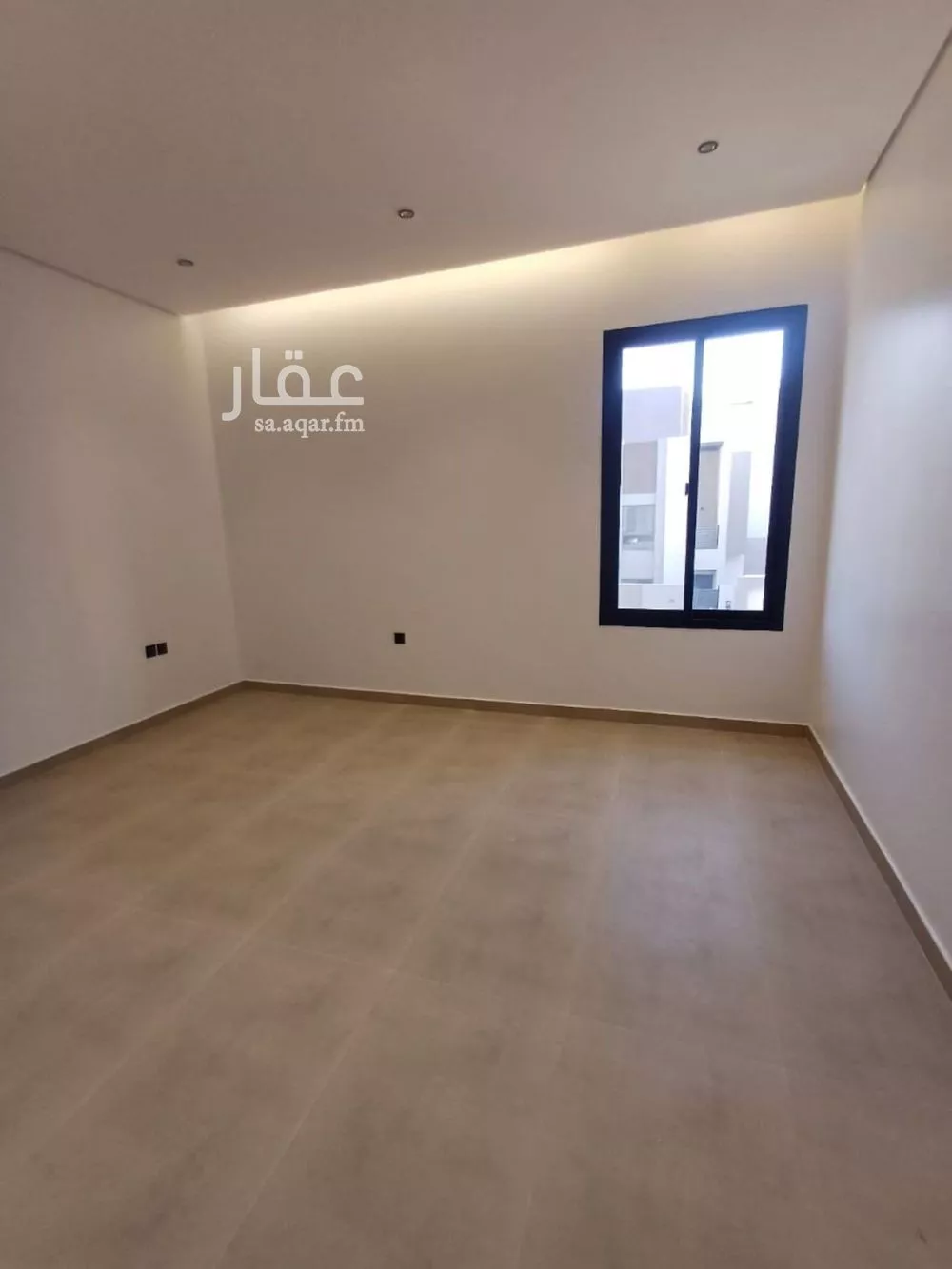 فيلا 5 غرف في الحزم 4