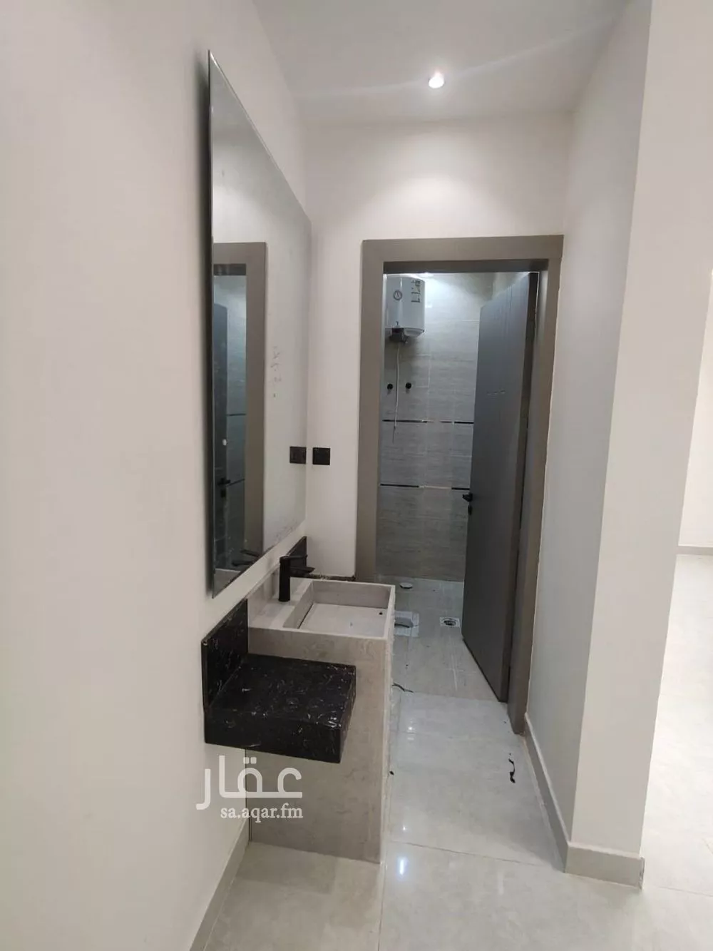 شقة 5 غرف في بدر 5