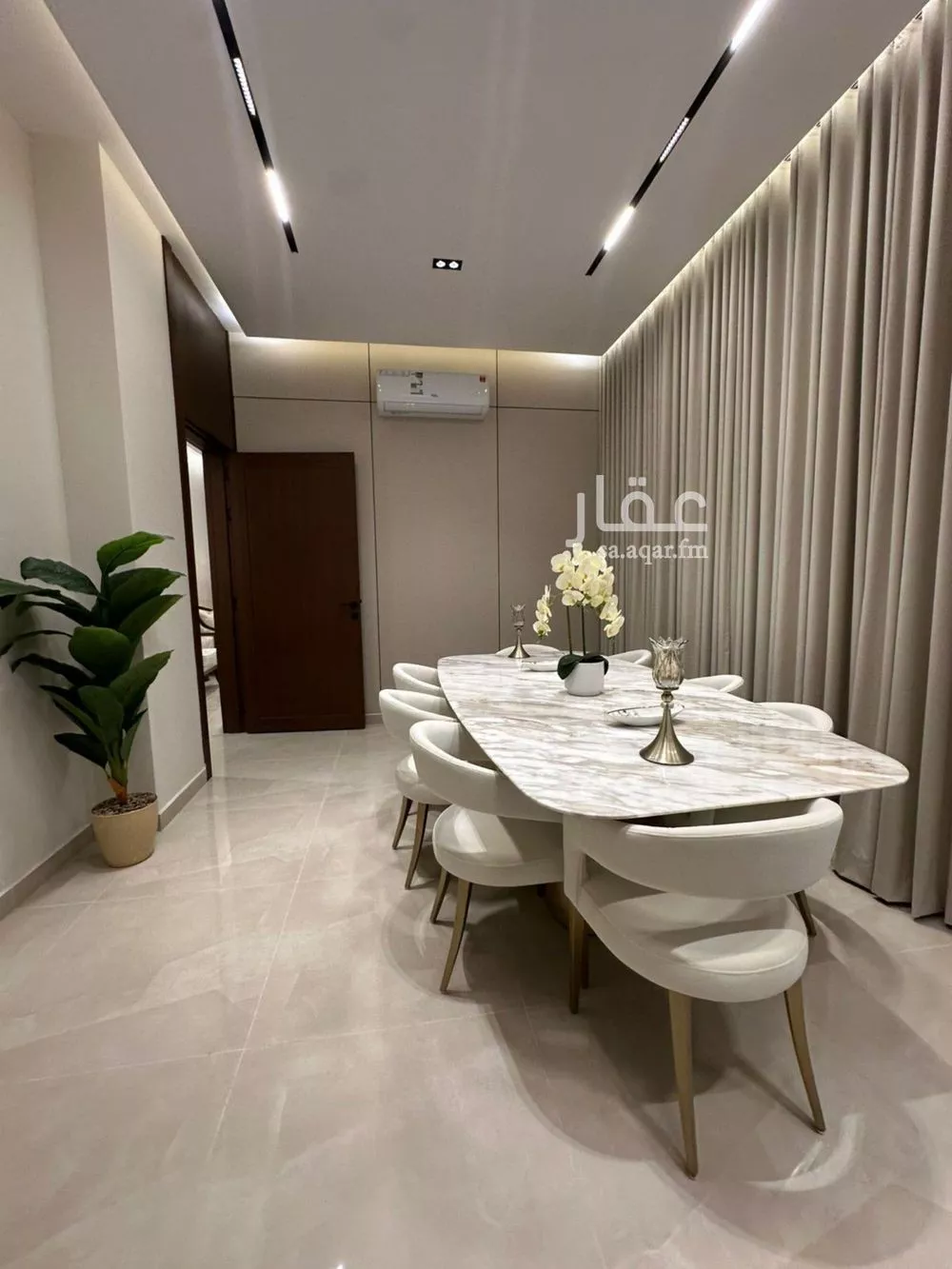 دور 5 غرف في عكاظ 5