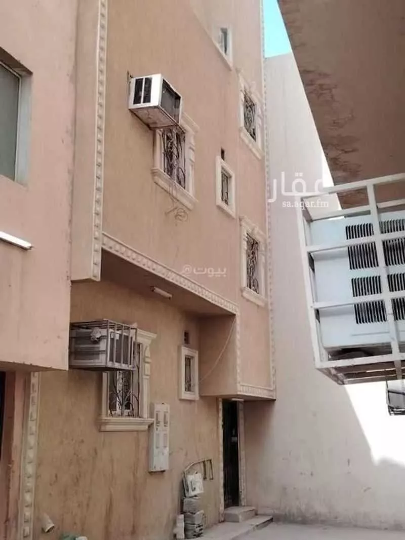 عمارة 86 م² في ثليم 5