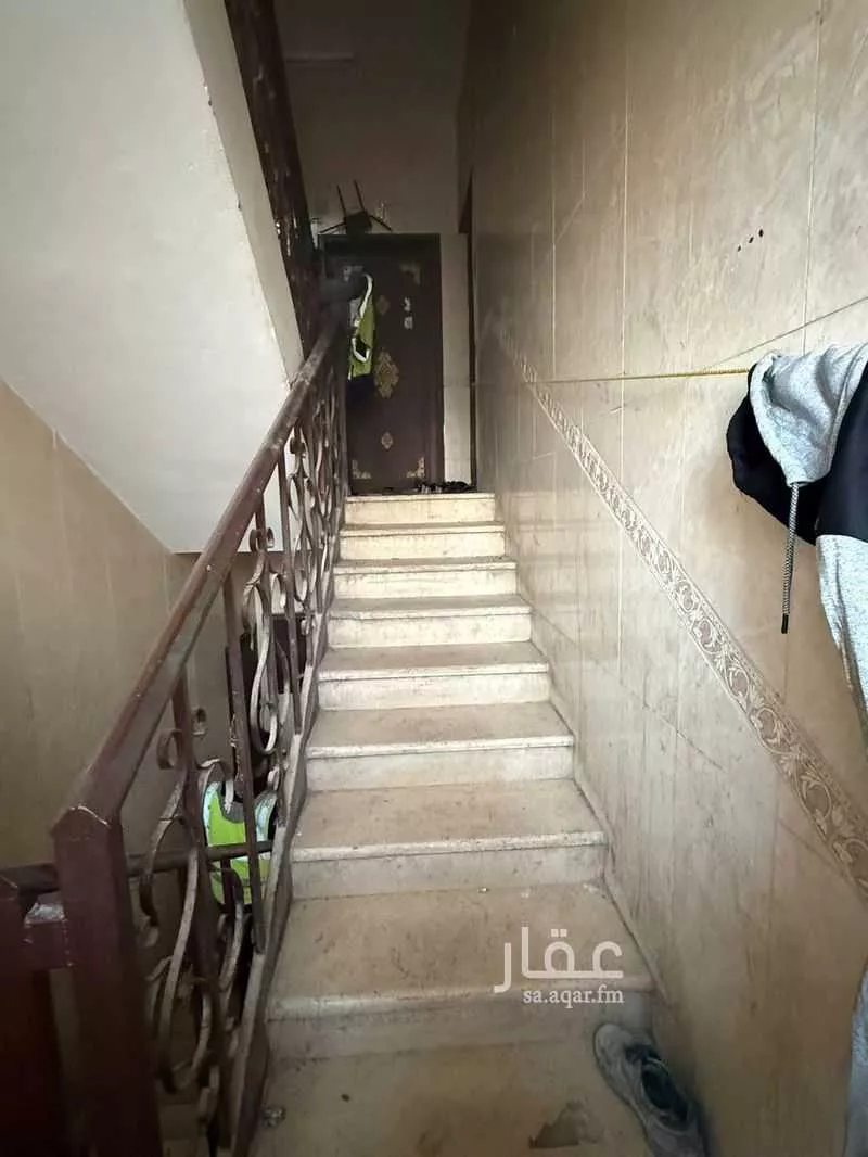 عمارة 89 م² في ثليم 4