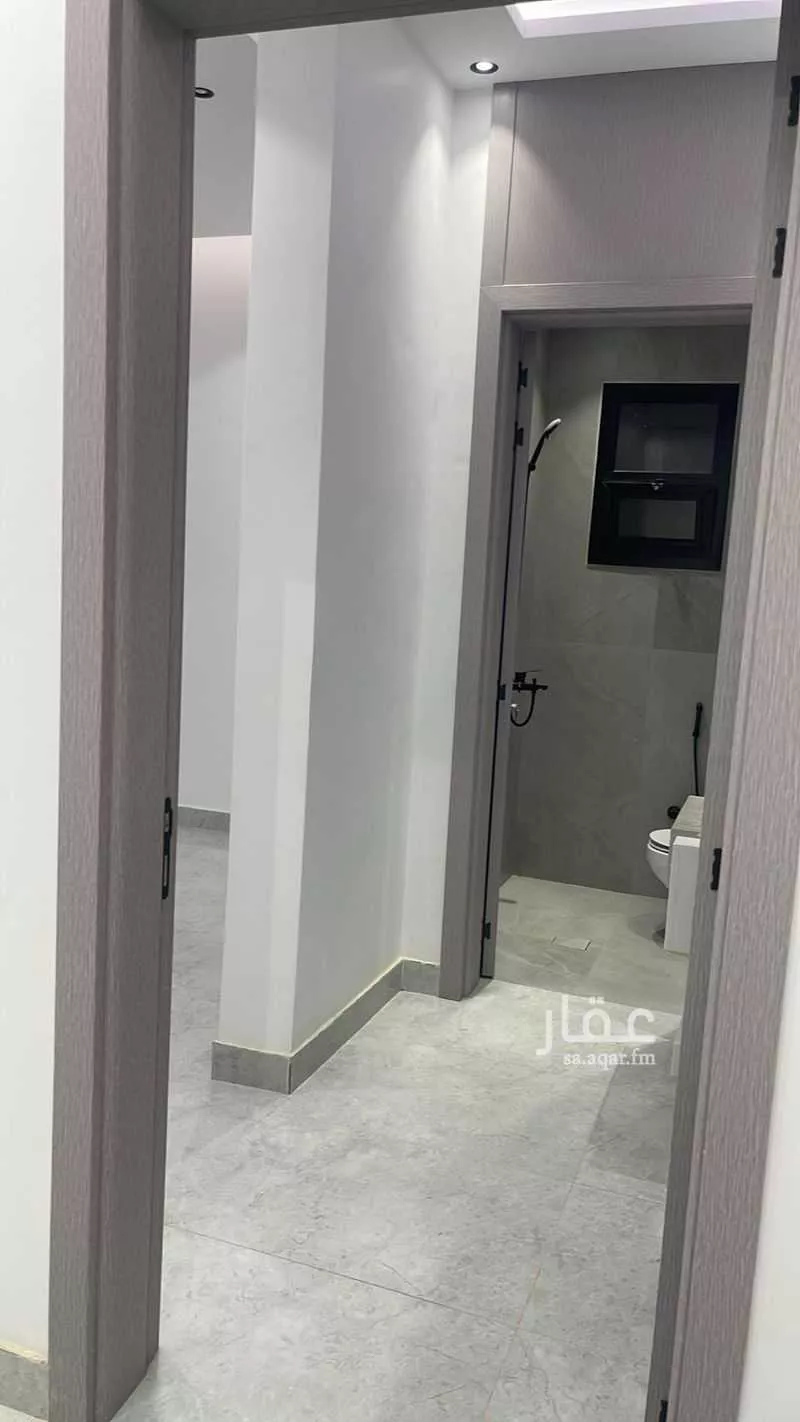 شقة 4 غرف في السعادة 3