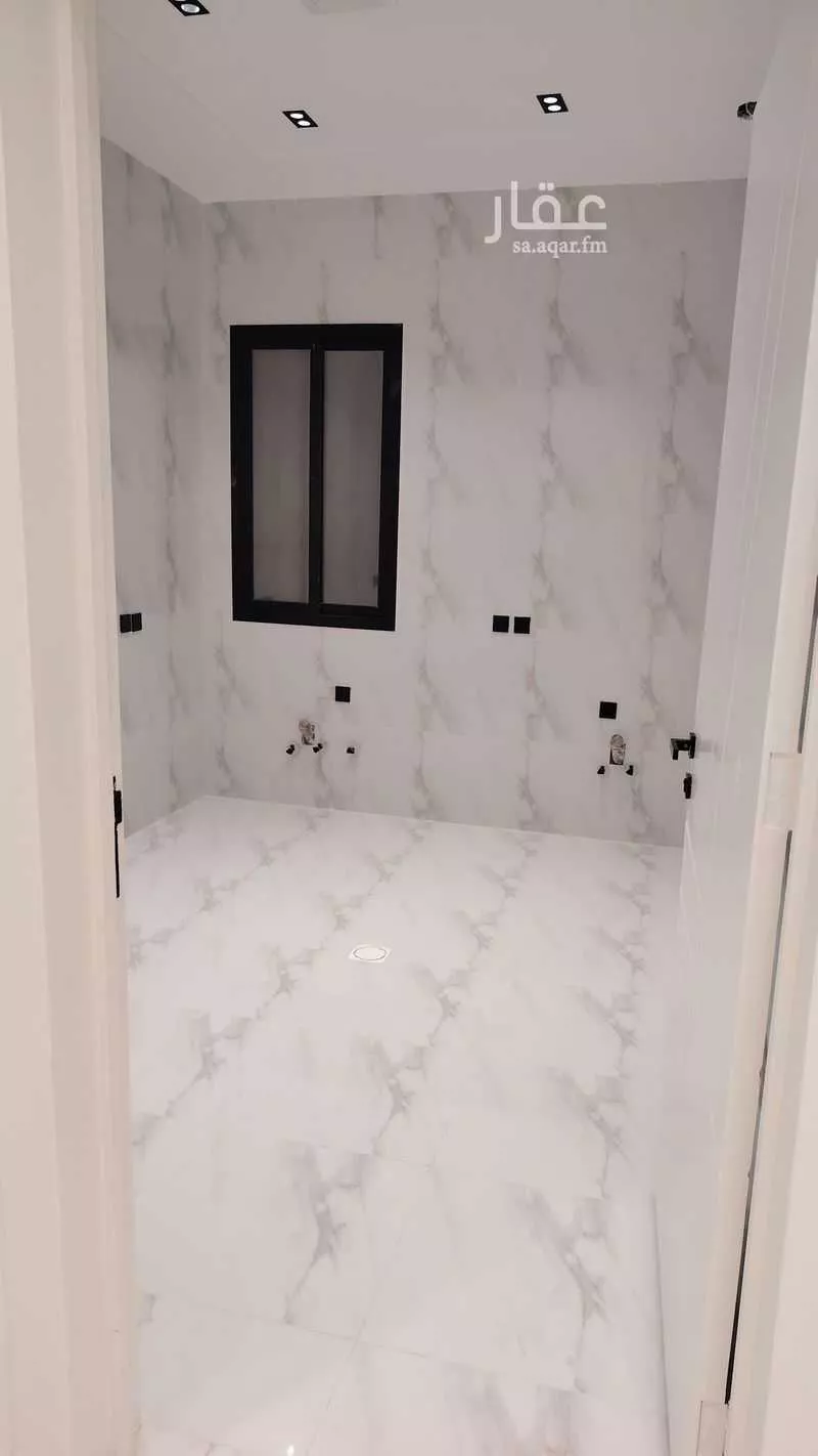 4 bedroom apartment in Al Zahrah, Riyadh 4