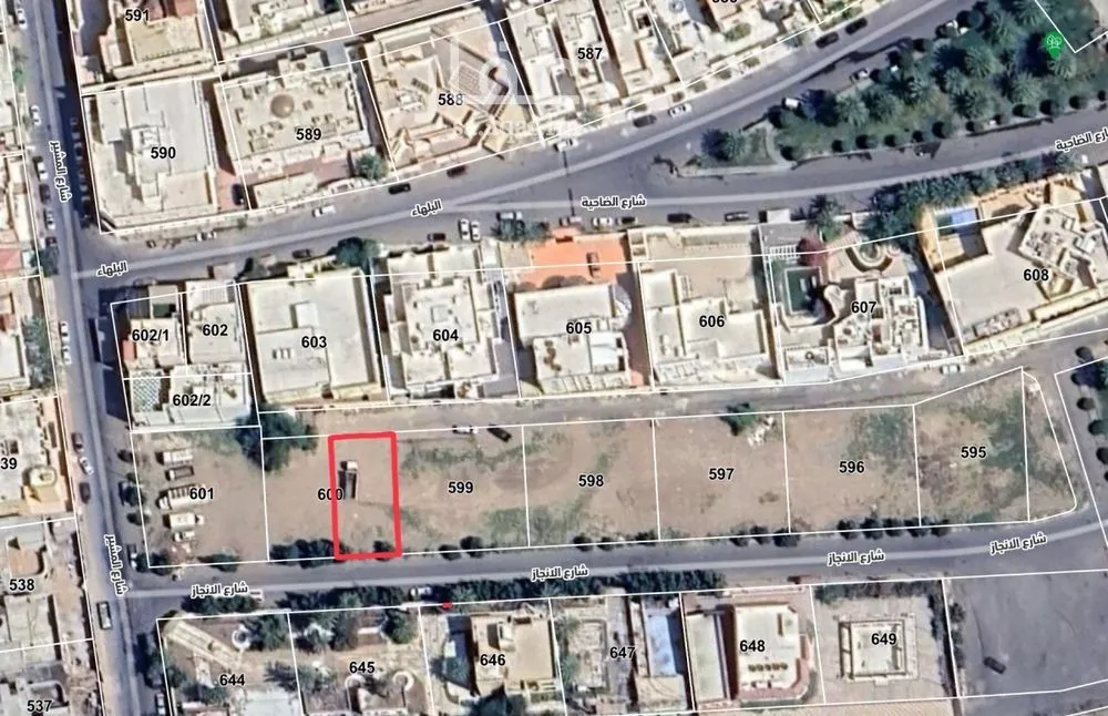 أرض 420 م² في العوالي 2