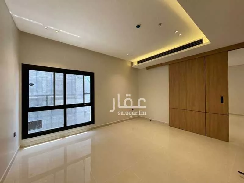 3 bedroom apartment in Al Bandariyah 4