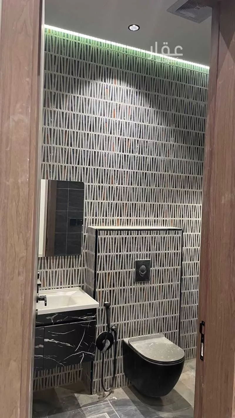 شقة 3 غرف في الرمال 4