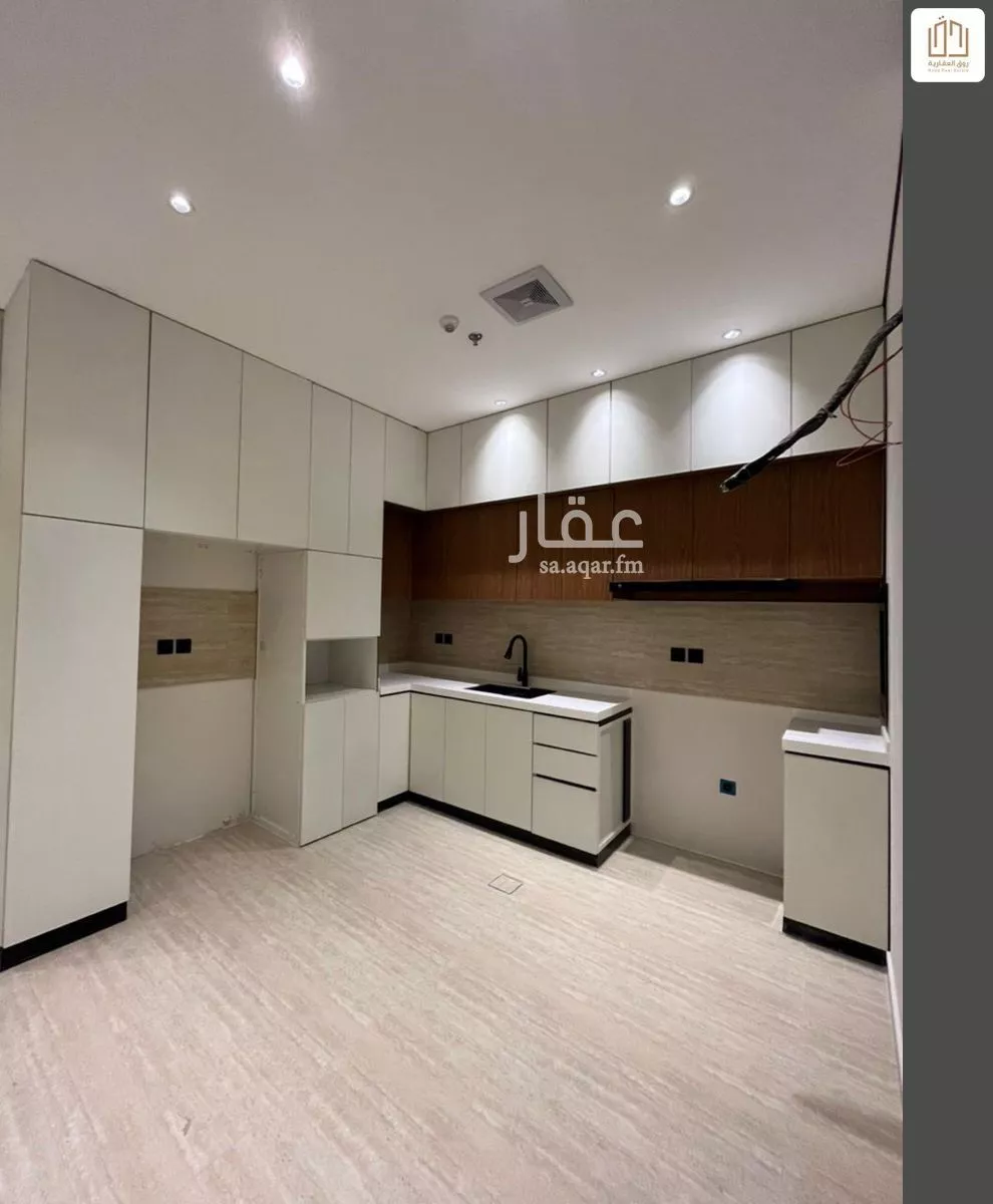 شقة 3 غرف في الحمرا 5