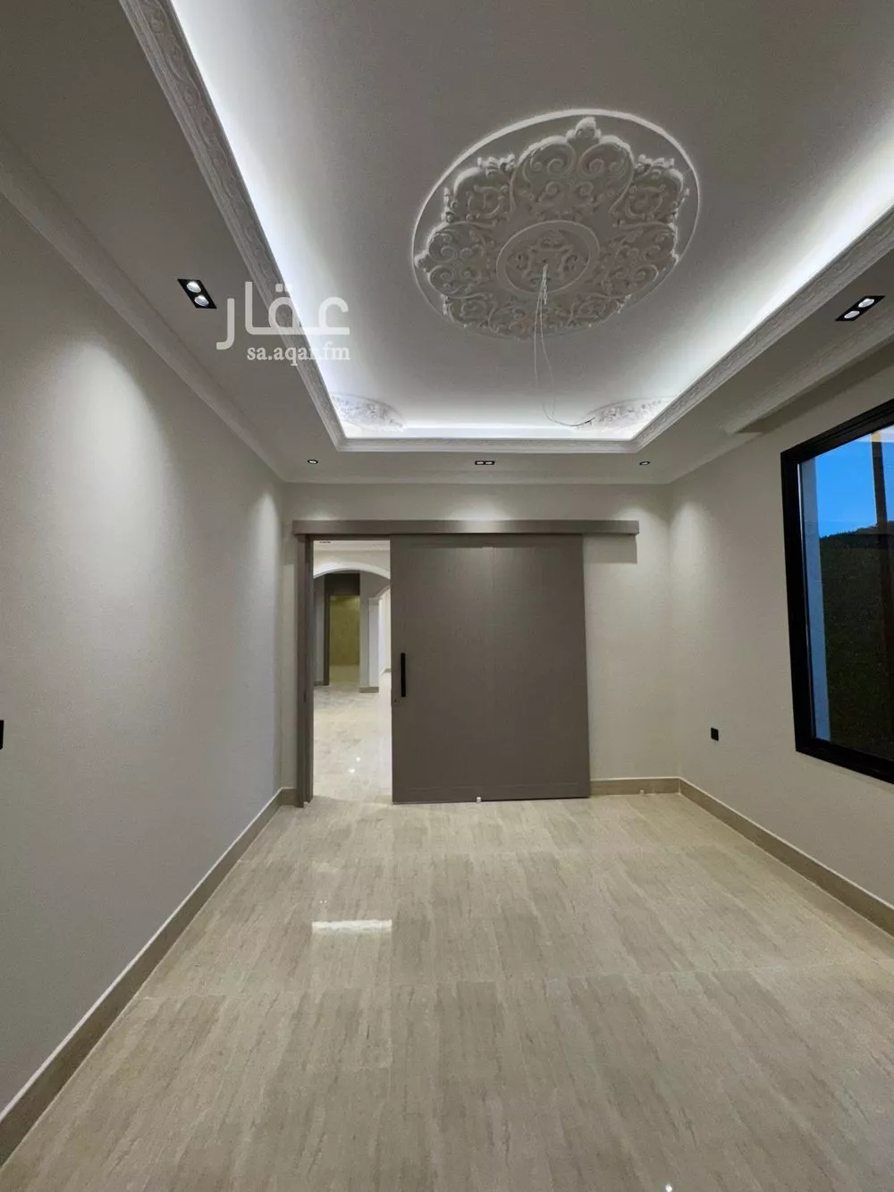 فيلا 7 غرف في اللؤلؤ 5